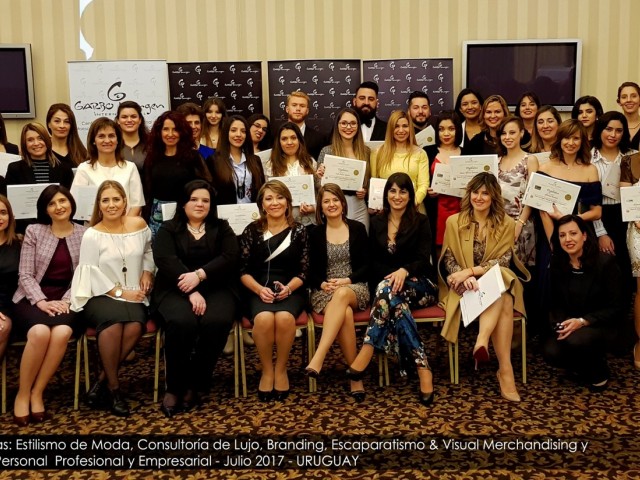 URUGUAY - Ceremonia entrega diplomas - Julio 2017